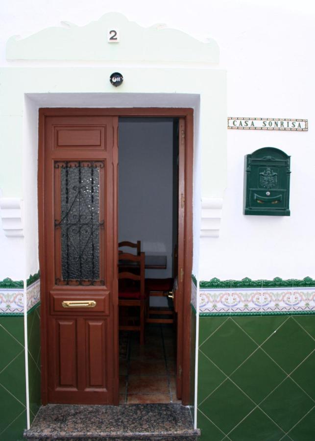 Casa Sonrisa Villa Guaro Ruang foto